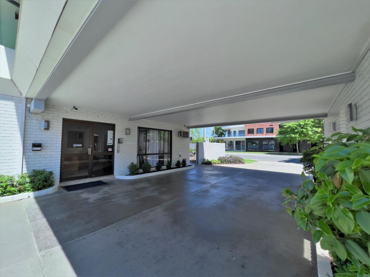 Albury Garden Court Motel Exteriör bild