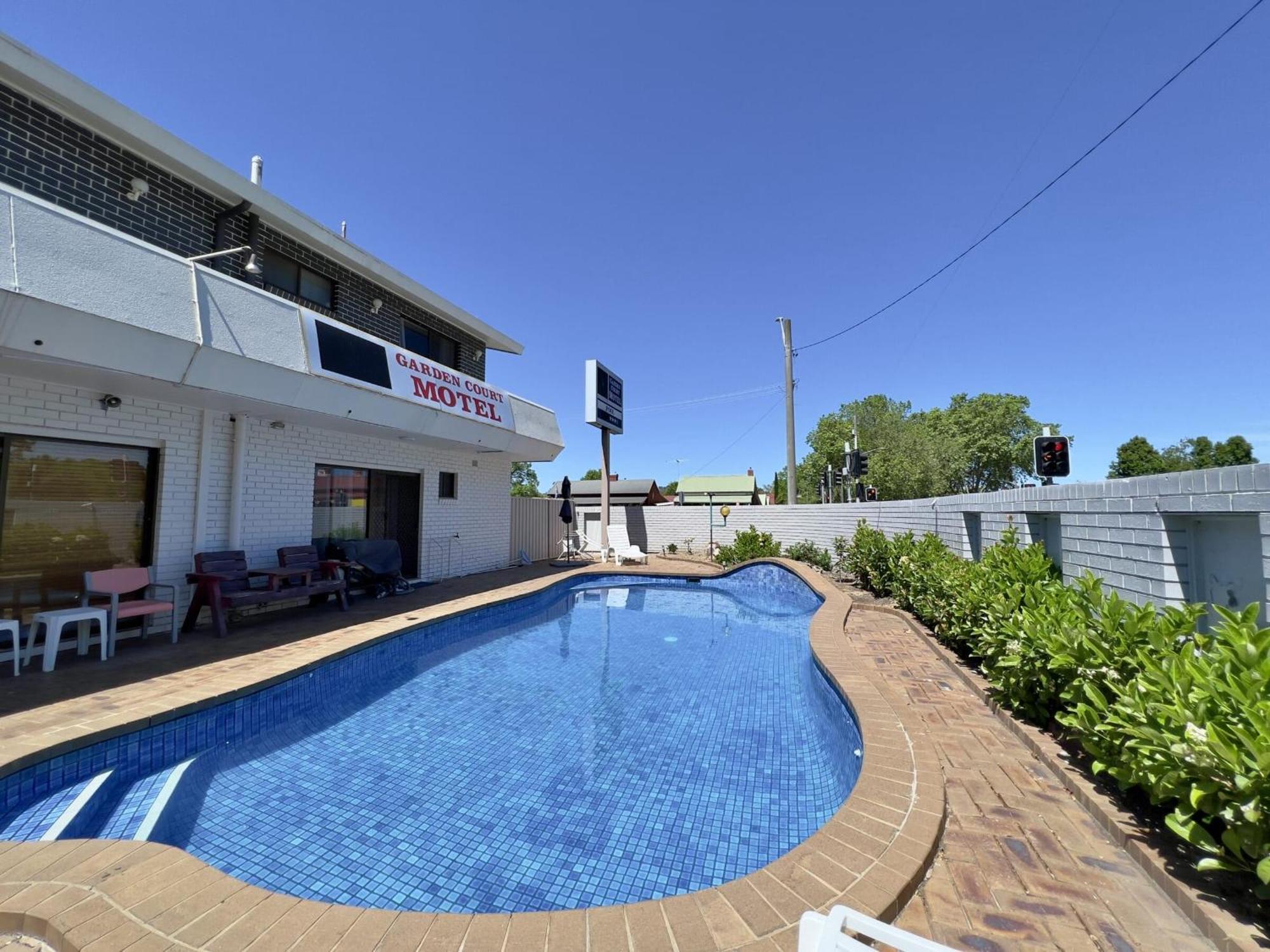 Albury Garden Court Motel Exteriör bild